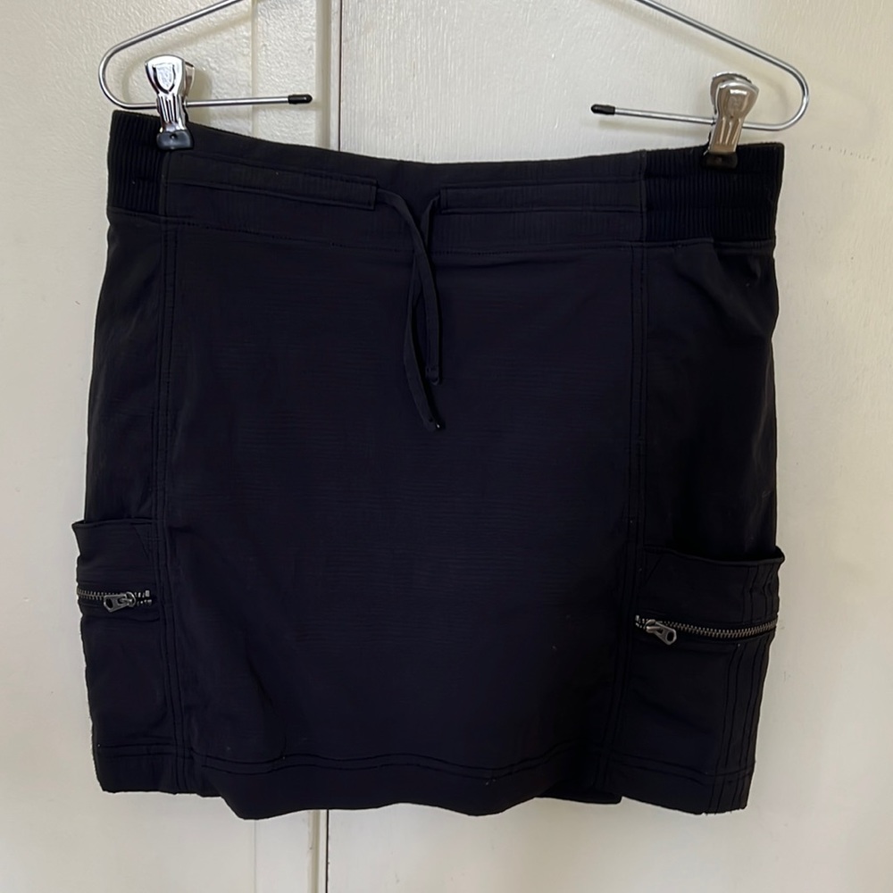 Athleta black skort 8